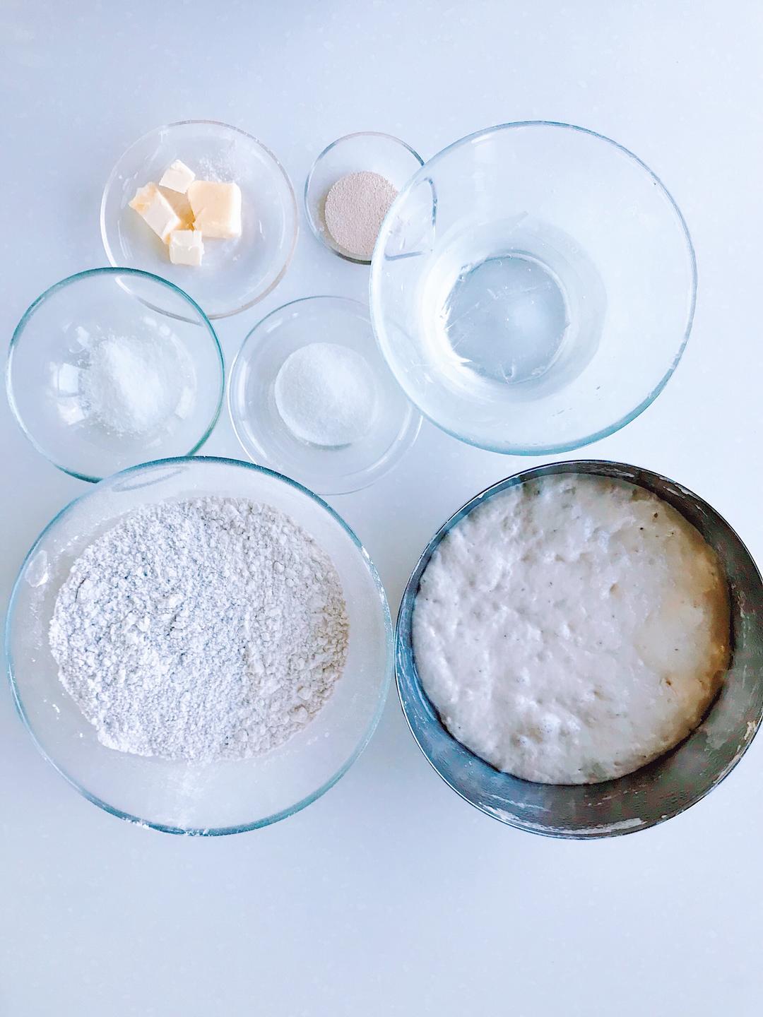 纯奶手撕吐司的做法 步骤1