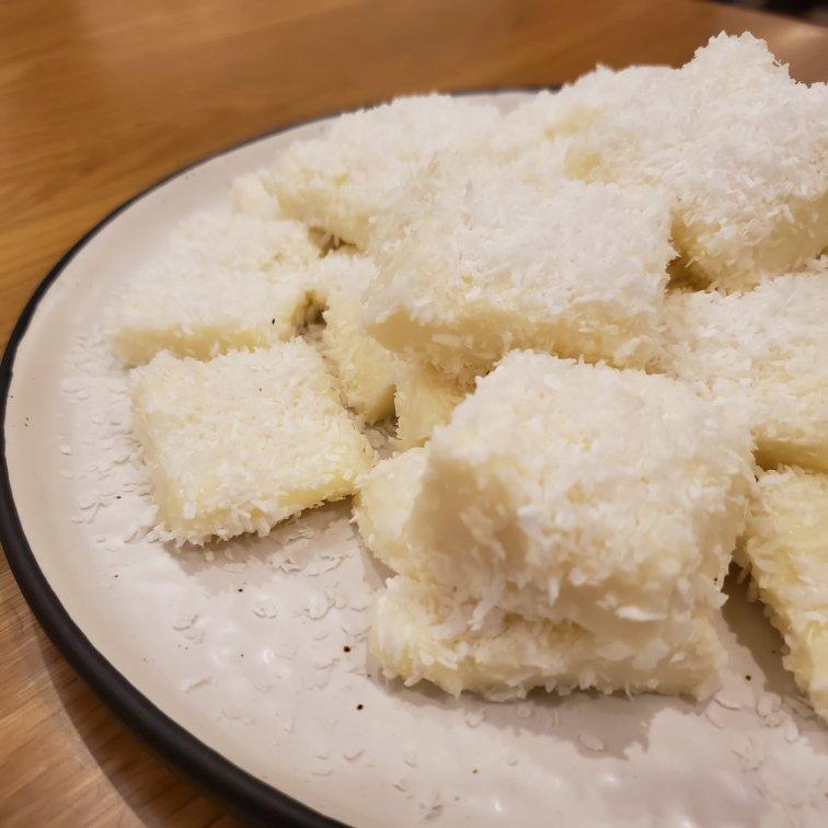 完胜85度C牛奶椰丝小方