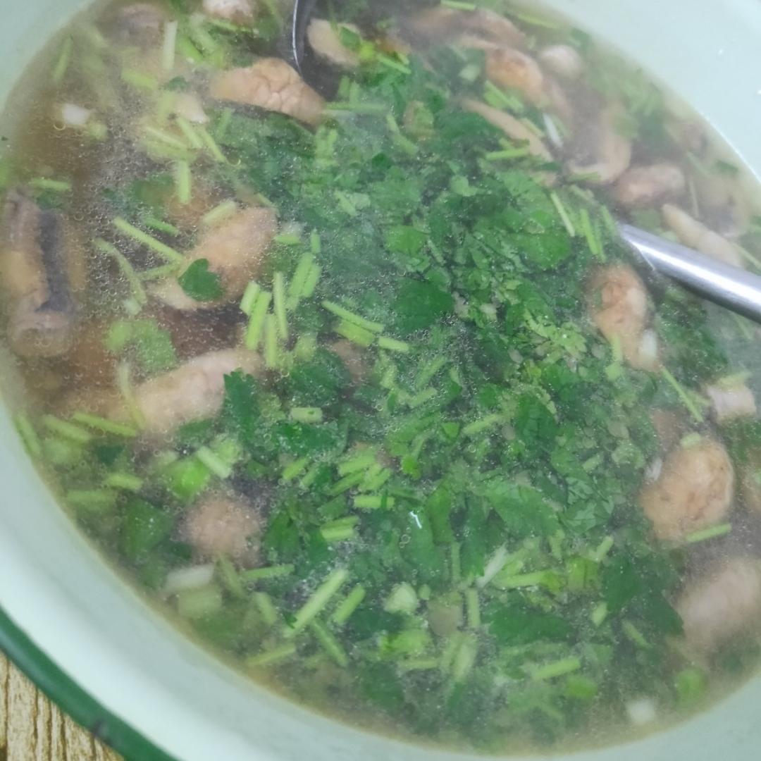 明明是素汤 却鲜得像鸡汤一样的「口蘑汤」
