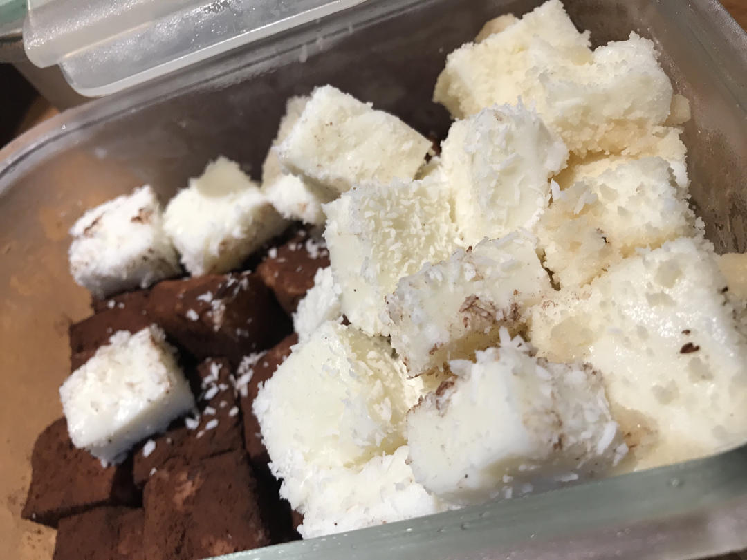 （椰浆）牛奶小方牛奶冻