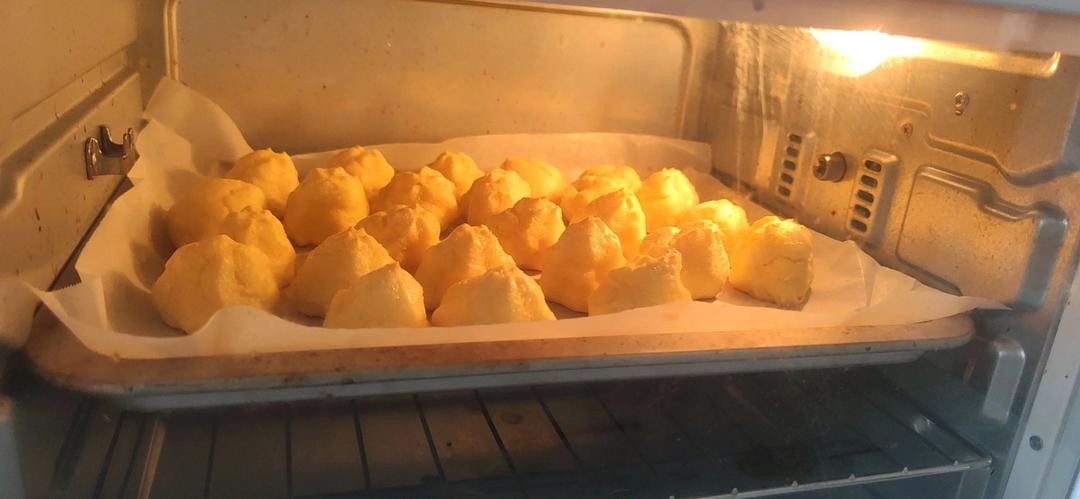 奶油小泡芙，容易做，成功率极高～