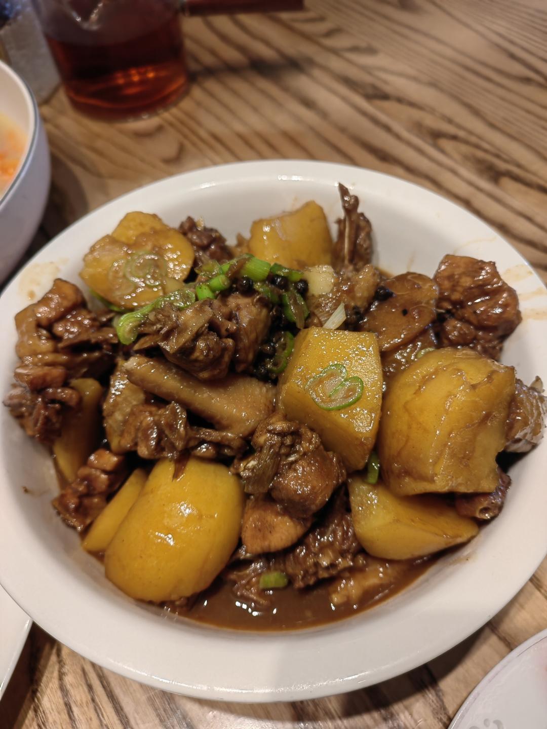 小笨鸡炖土豆