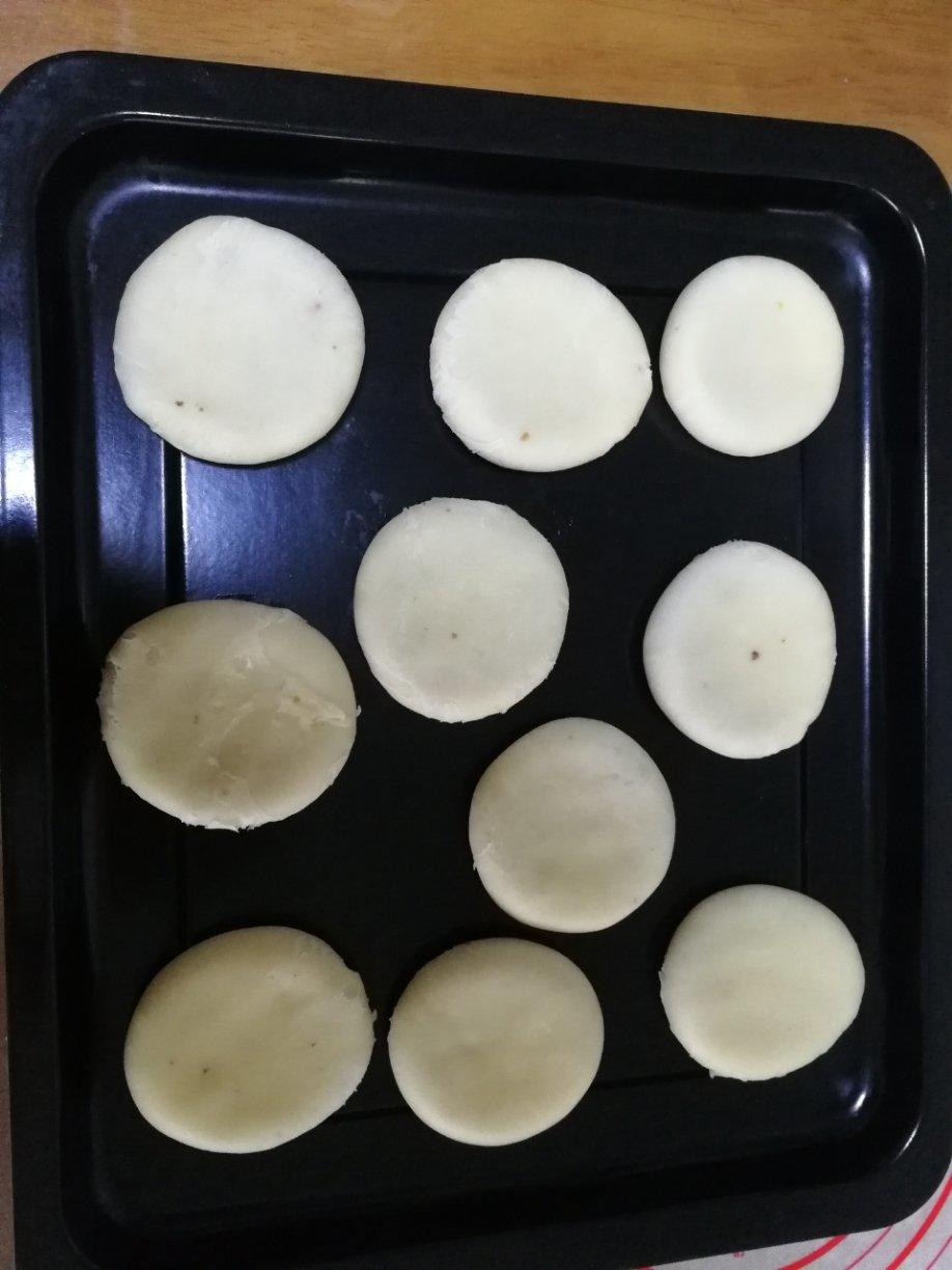 万能酥皮，不用揉出膜的酥皮点心（蛋黄酥，苏式月饼）