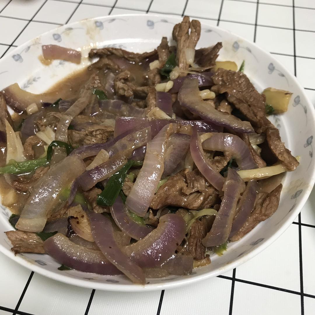 洋葱炒牛肉