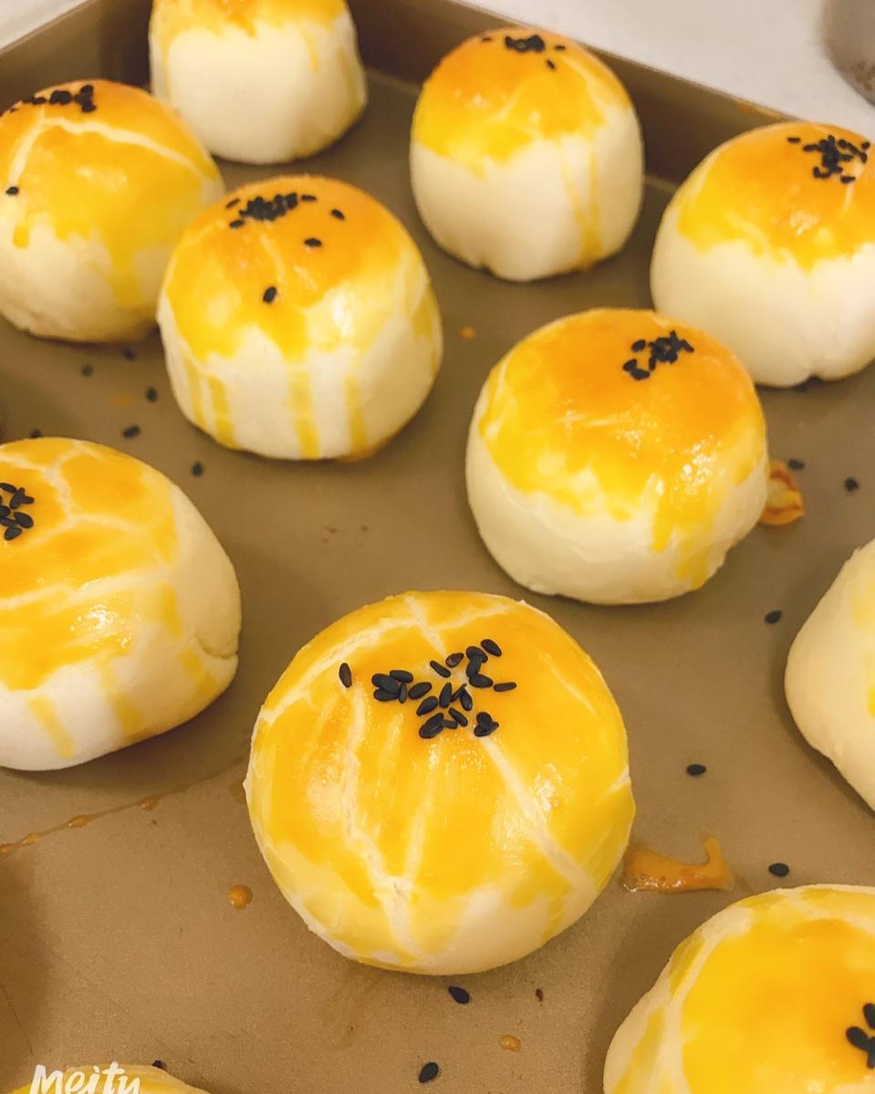 免揉免松弛超快手不破酥不混酥的蛋黄酥—新手一看包会