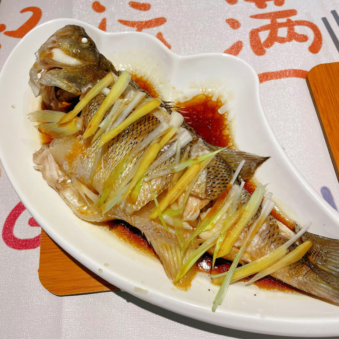 清蒸鲈鱼