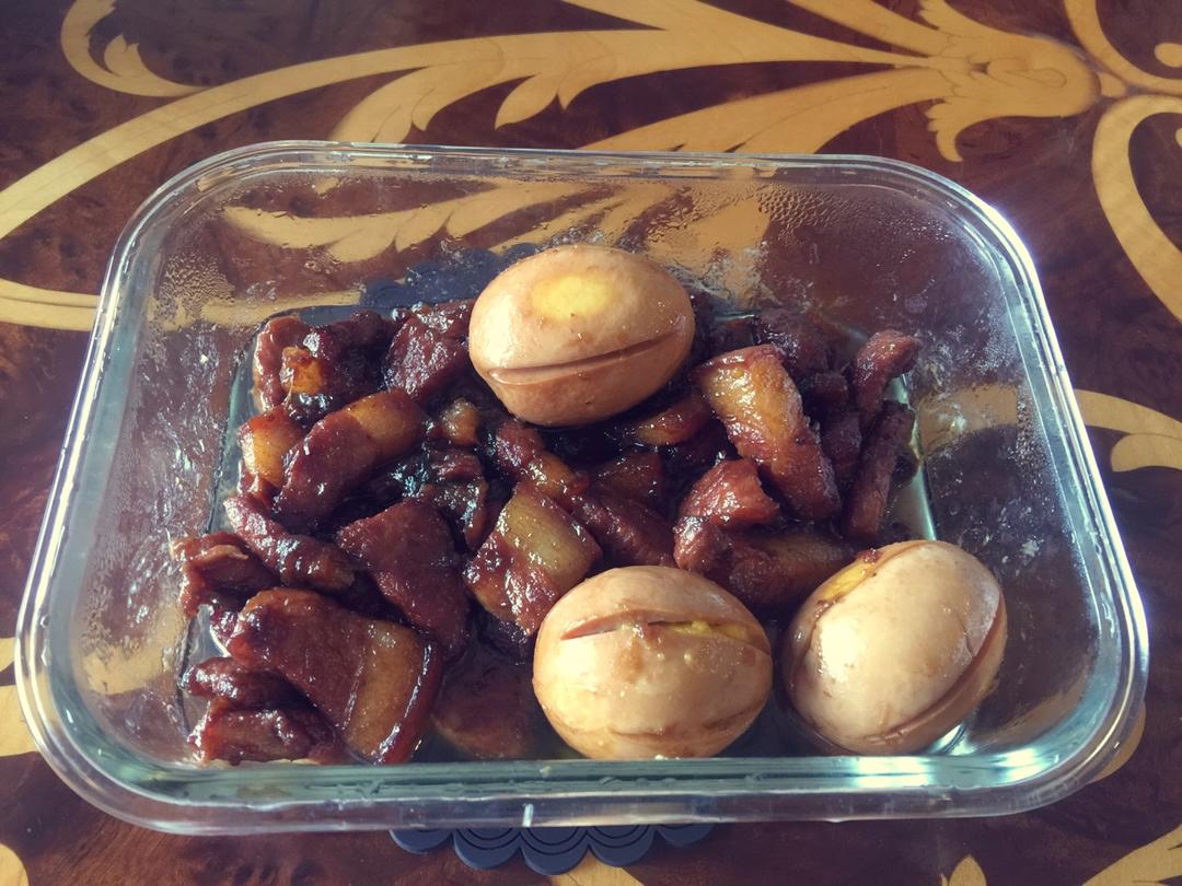 加了鹌鹑蛋后，这盘红烧肉，美味的逆天啦——鹌鹑蛋烧肉（孔瑶食谱）