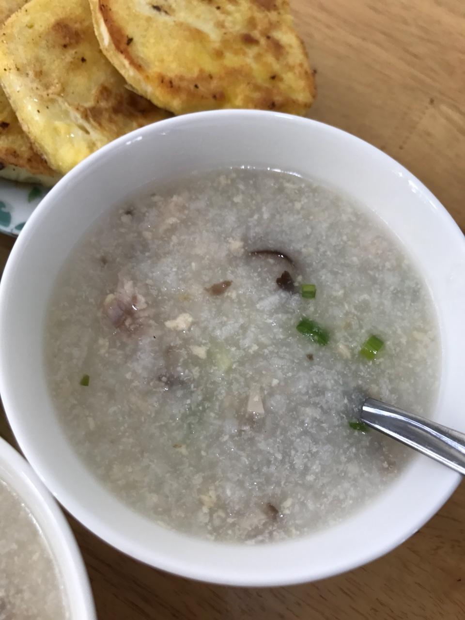 香菇滑鸡粥
