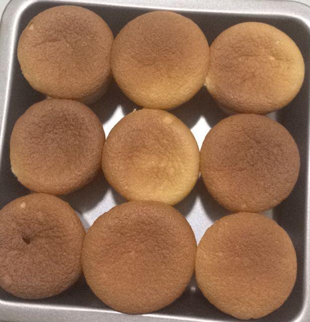 软绵绵戚风纸杯蛋糕