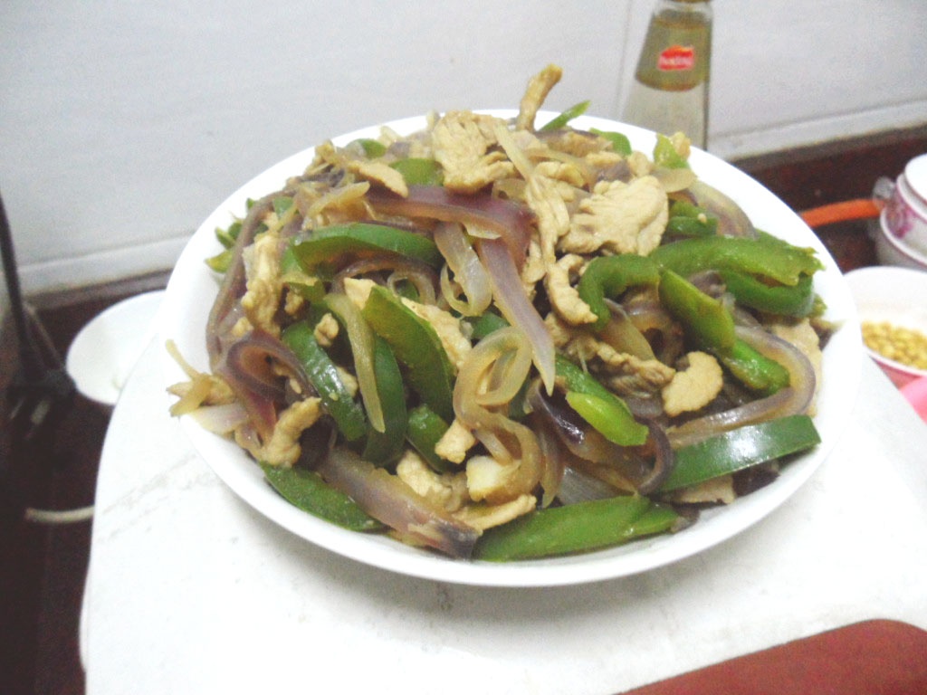 洋葱青椒炒肉丝
