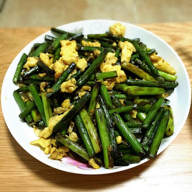 蒜薹炒鸡蛋