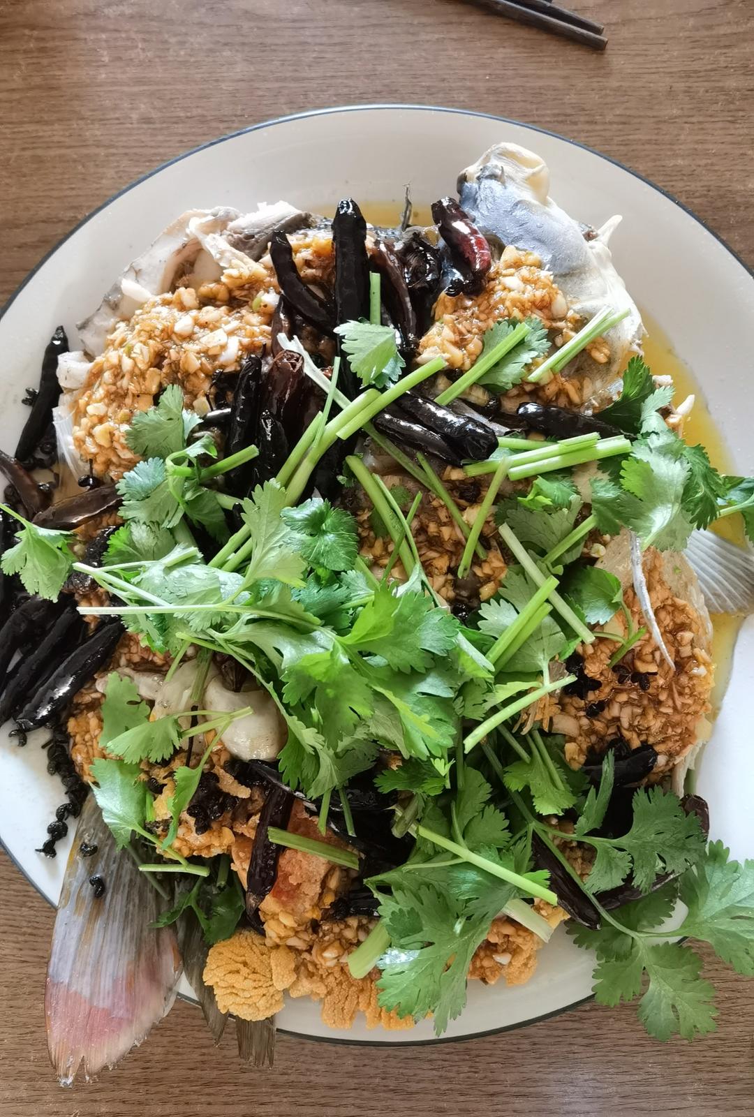 蒜爆鱼（快手五花肉版）