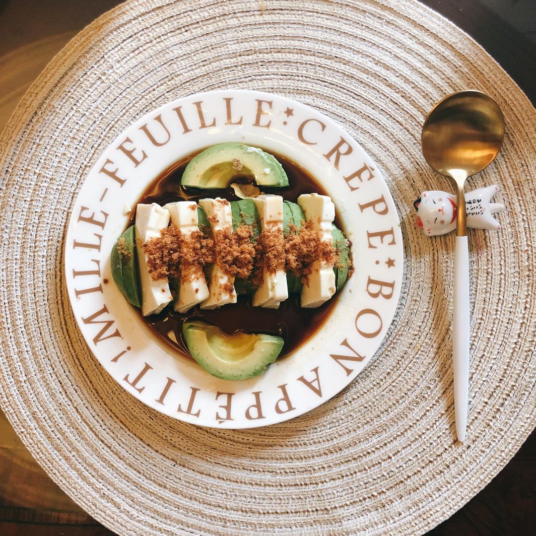 牛油果豆腐沙拉