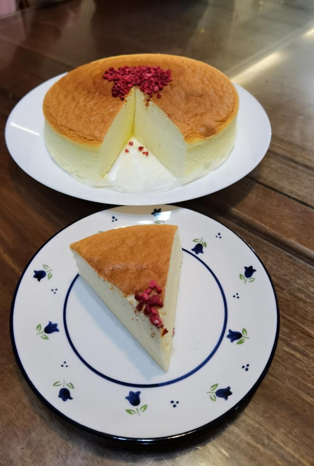 轻芝士（乳酪）蛋糕