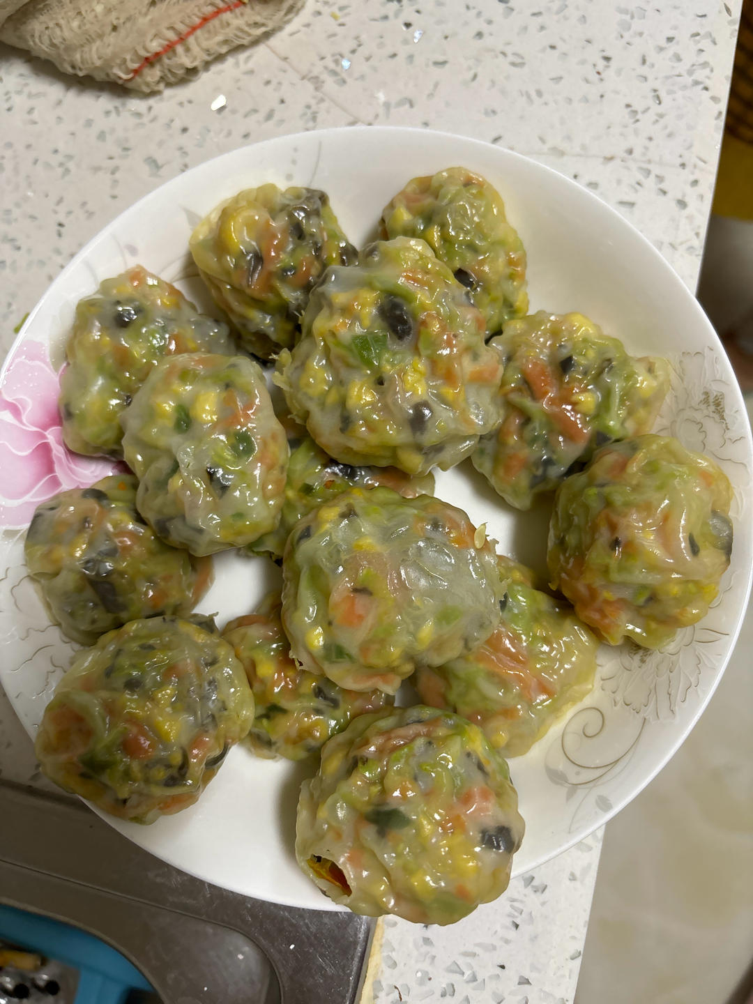 蒸菜包