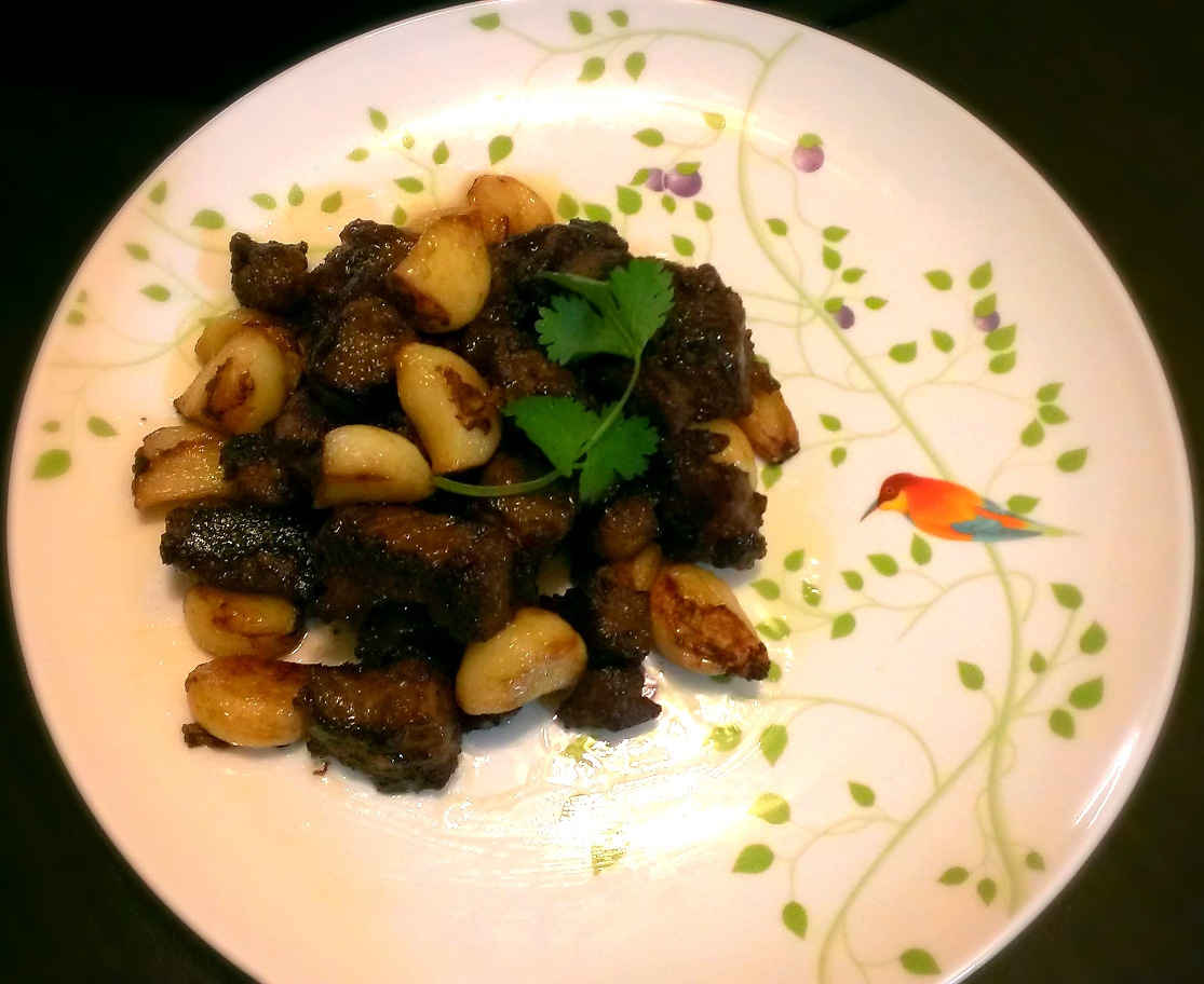 黑蒜子牛肉粒