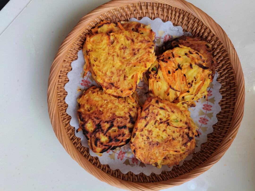 老少皆宜的土豆丝饼(快手)