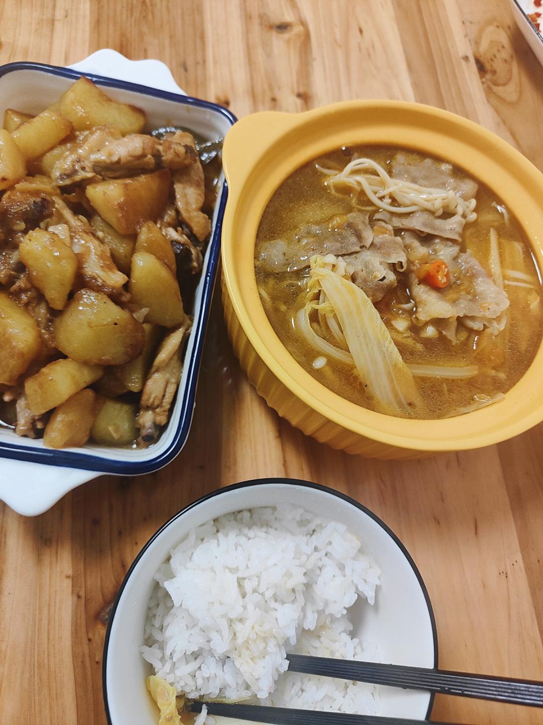 土豆焖鸡腿