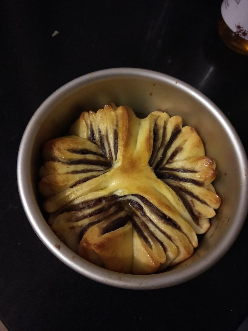 豆沙花式面包
