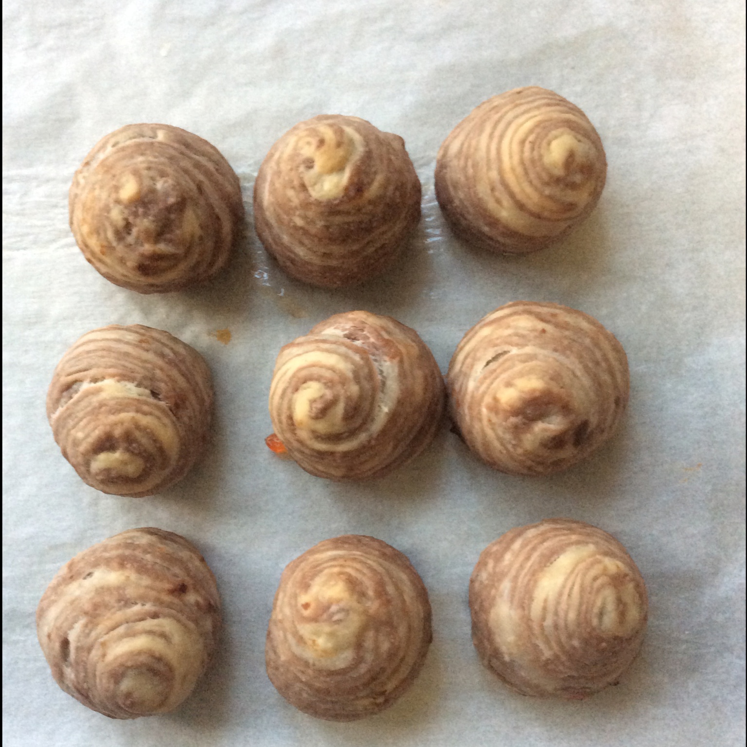 蛋黄酥~紫薯、抹茶、原味~花好月圆，中秋快乐~内附一次做六色蛋黄酥方法~