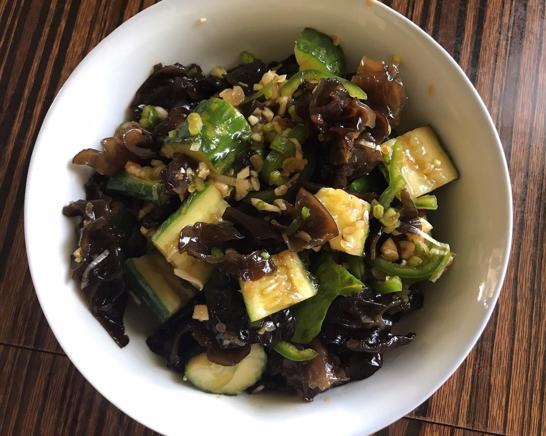 凉拌黄瓜+黑木耳