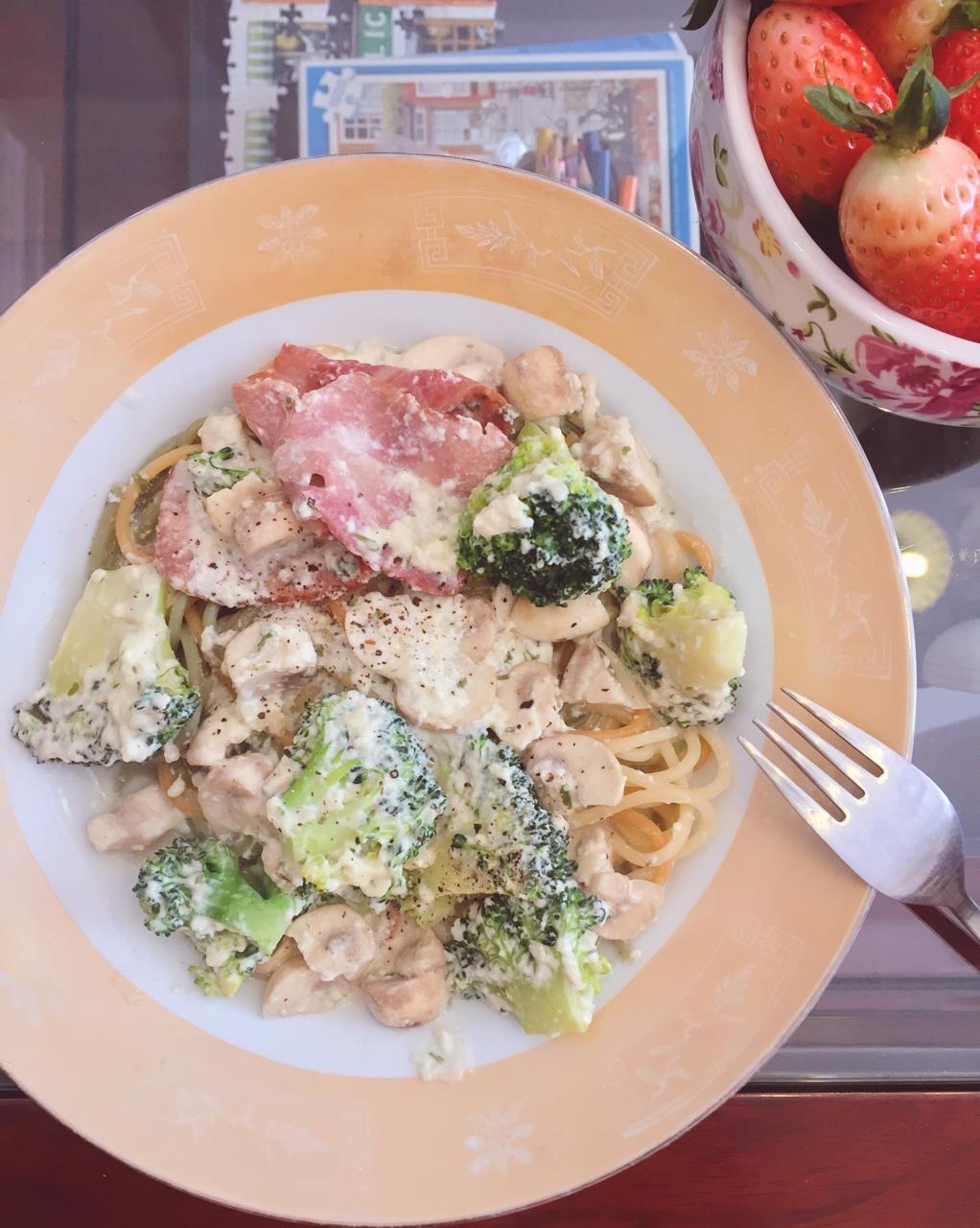 超浓郁且健康の奶油蘑菇面
