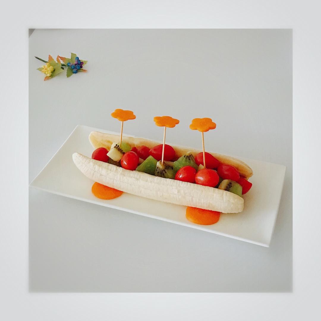 sunnymr做的水果酸奶香蕉船