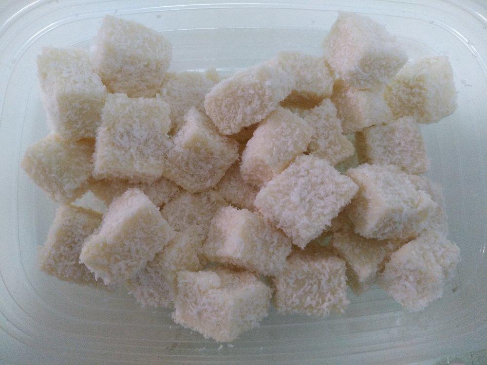 牛奶椰蓉小方