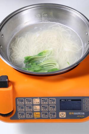 自动烹饪锅做眷村牛肉面的做法 步骤5