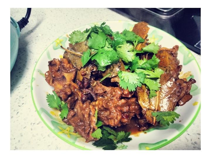 五香炒鸡架