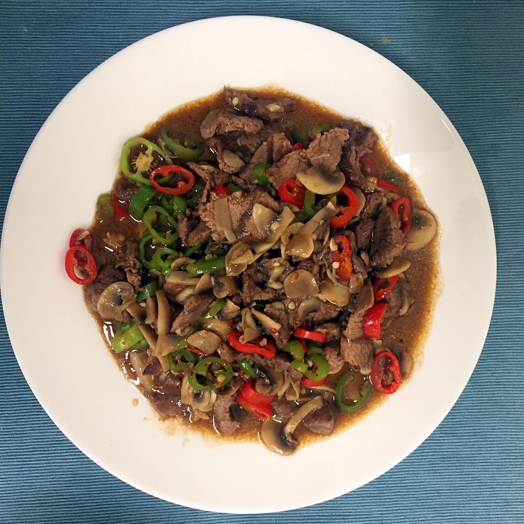 酱炒蘑菇牛肉