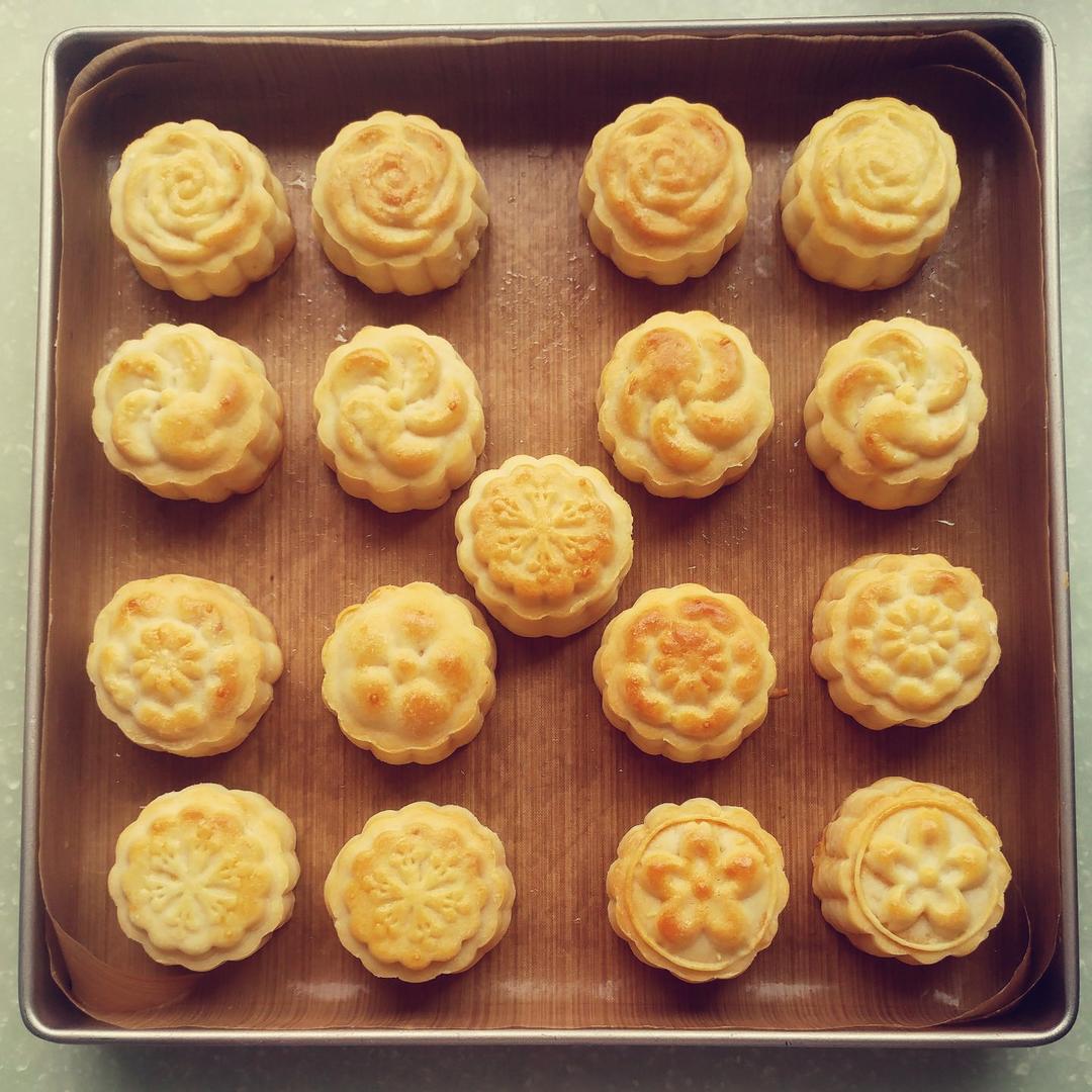 金沙奶黄月饼