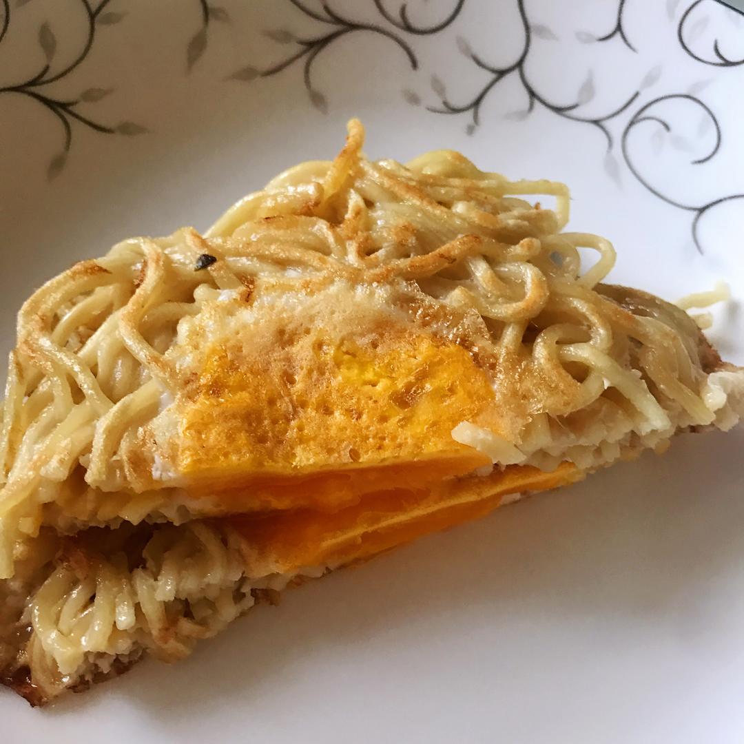 方便面鸡蛋饼