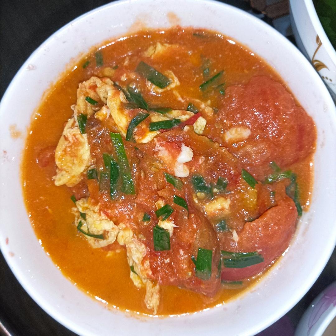 番茄炒鸡蛋（超浓的番茄味）