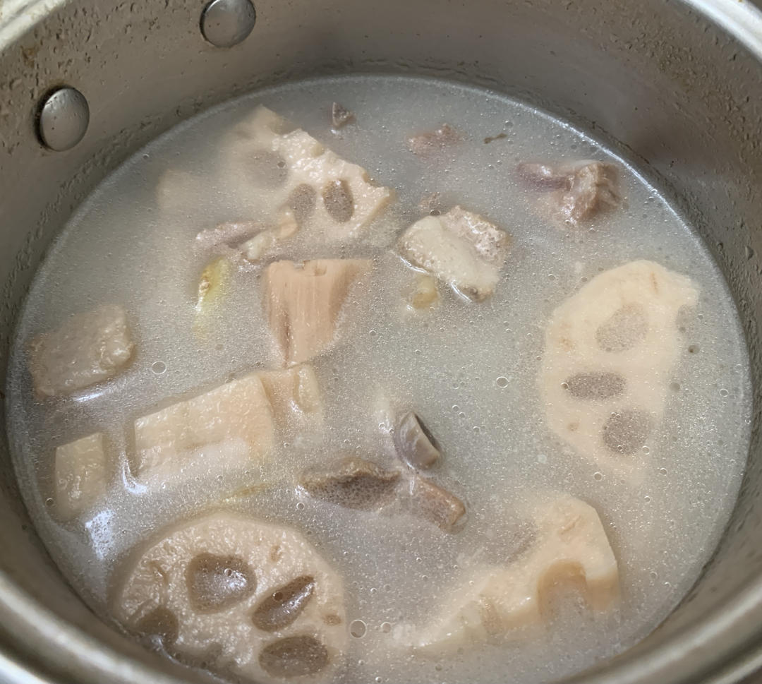 排骨莲藕汤