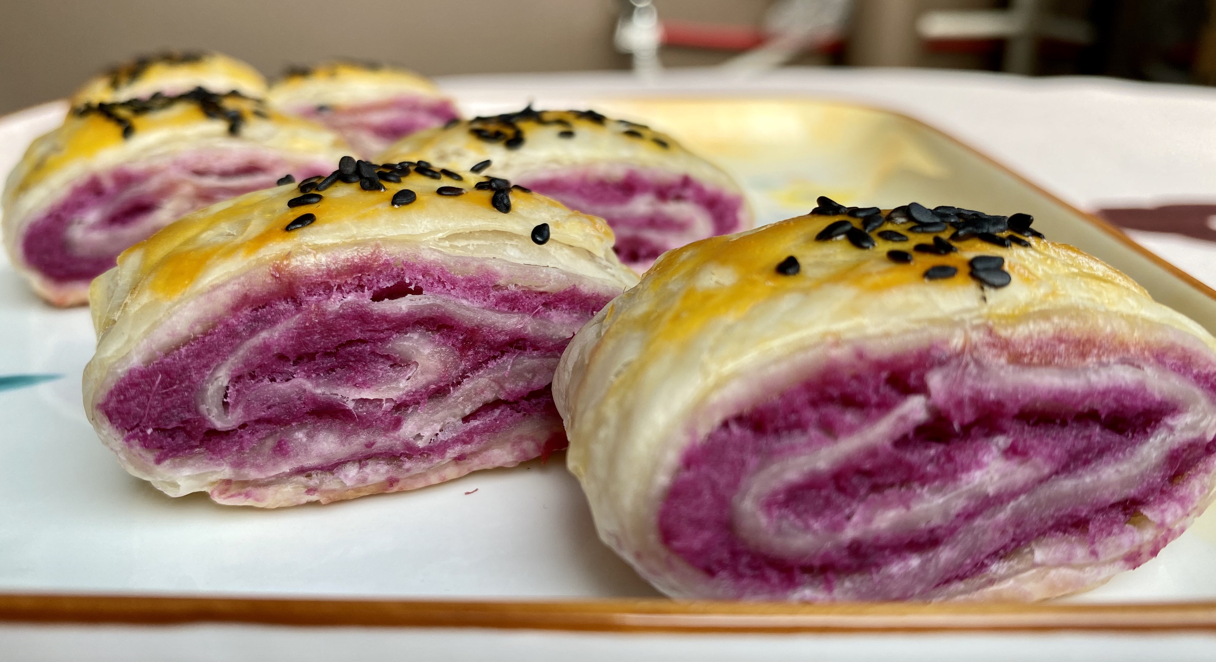 酥皮紫薯卷的做法