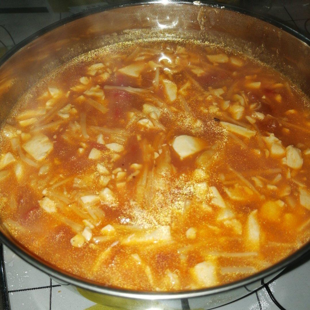 懒人减脂—番茄金针菇浓汤