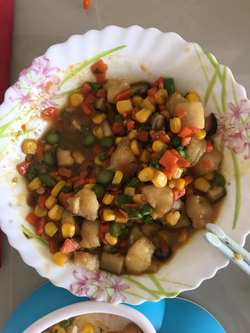 酱烧巴沙鱼盖饭