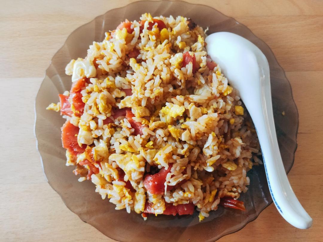 酱油蛋炒饭不可能难吃