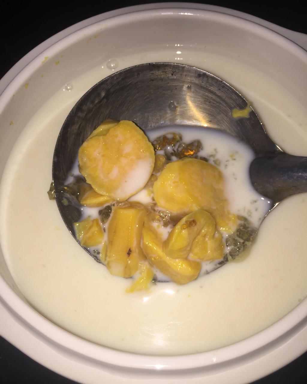 桃胶番薯糖水