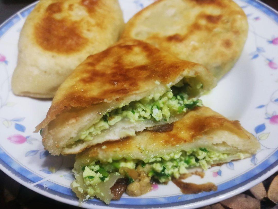 韭菜盒子 Chinese Leek and Egg Pasty