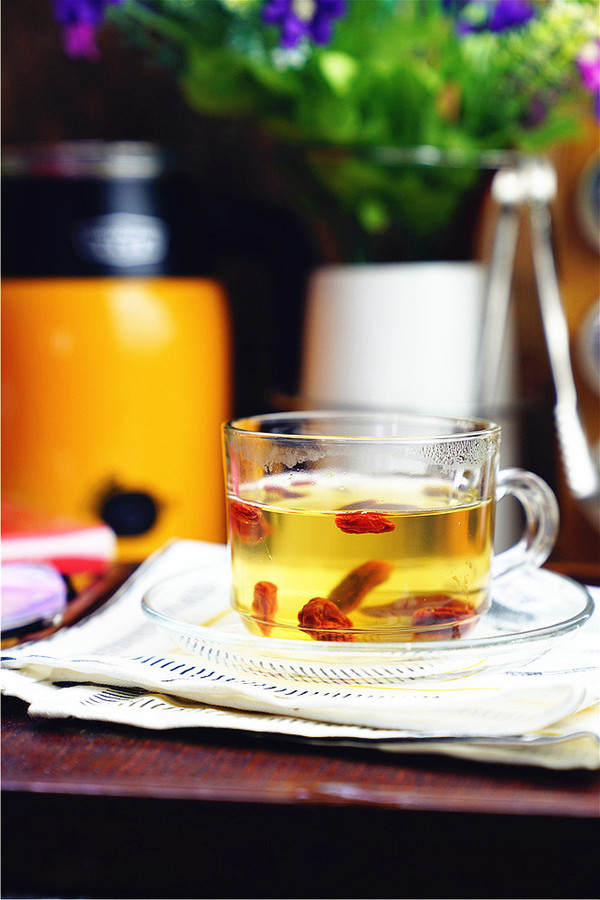 红枣西洋参枸杞茶的做法