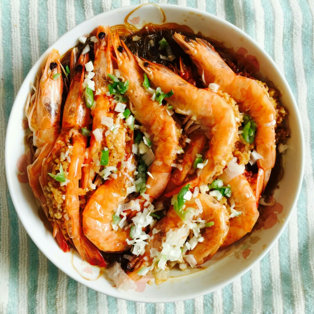 蒜蓉粉丝蒸大虾