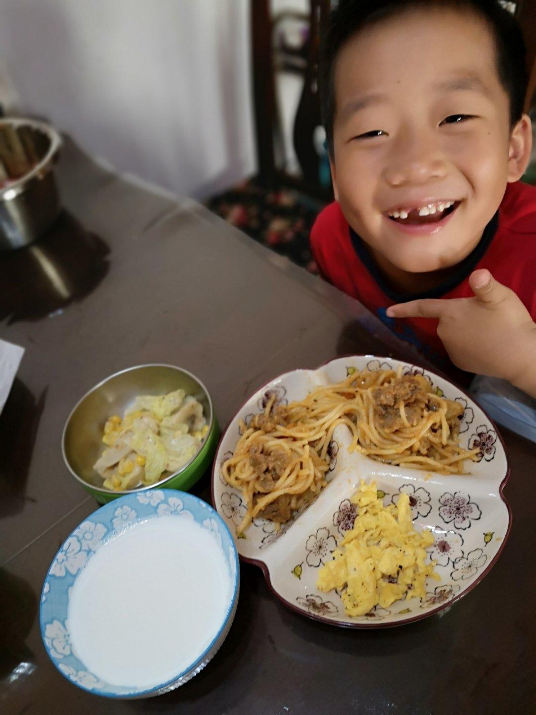 家常黑胡椒牛肉意面