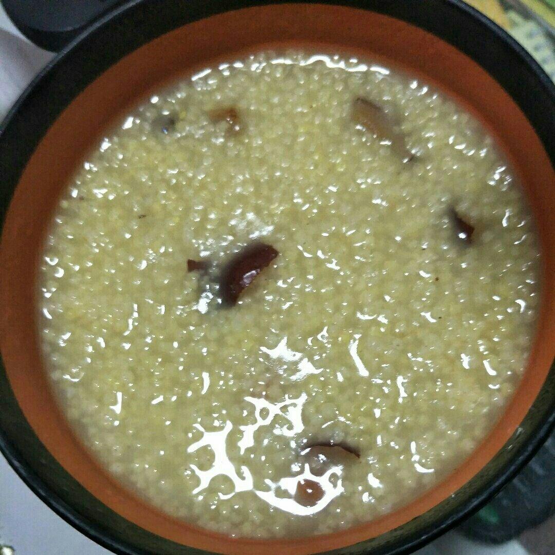 红枣桂圆小米粥