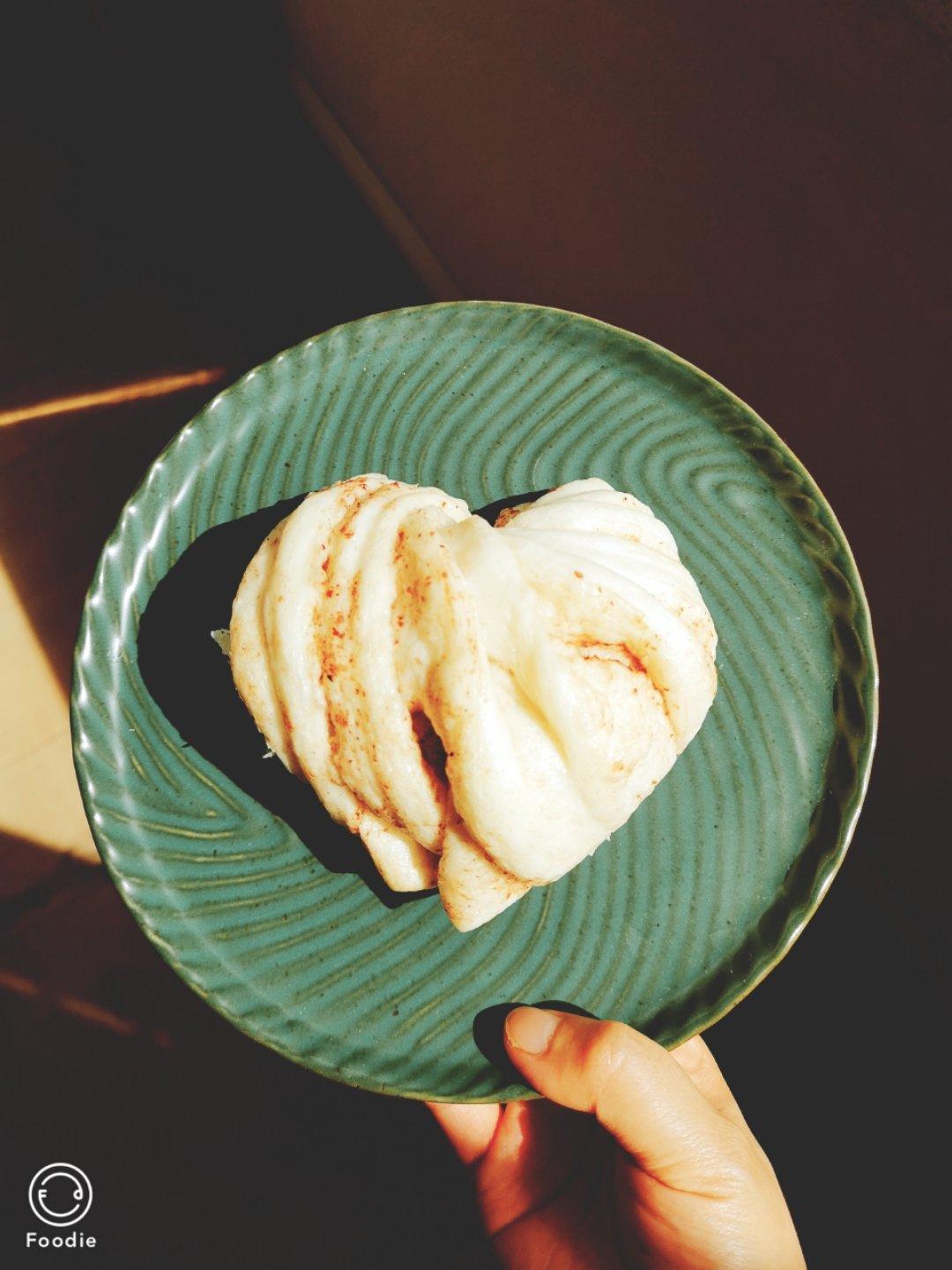 超可爱的【黑芝麻花卷】