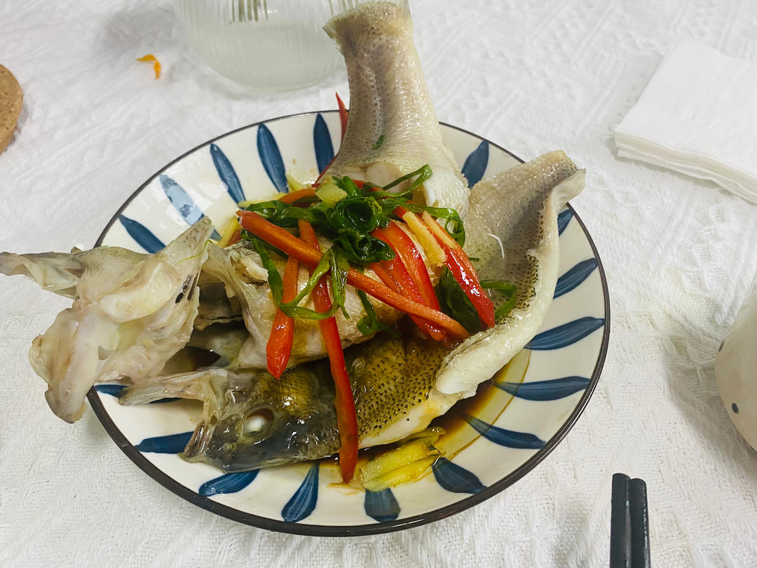 清蒸鲈鱼