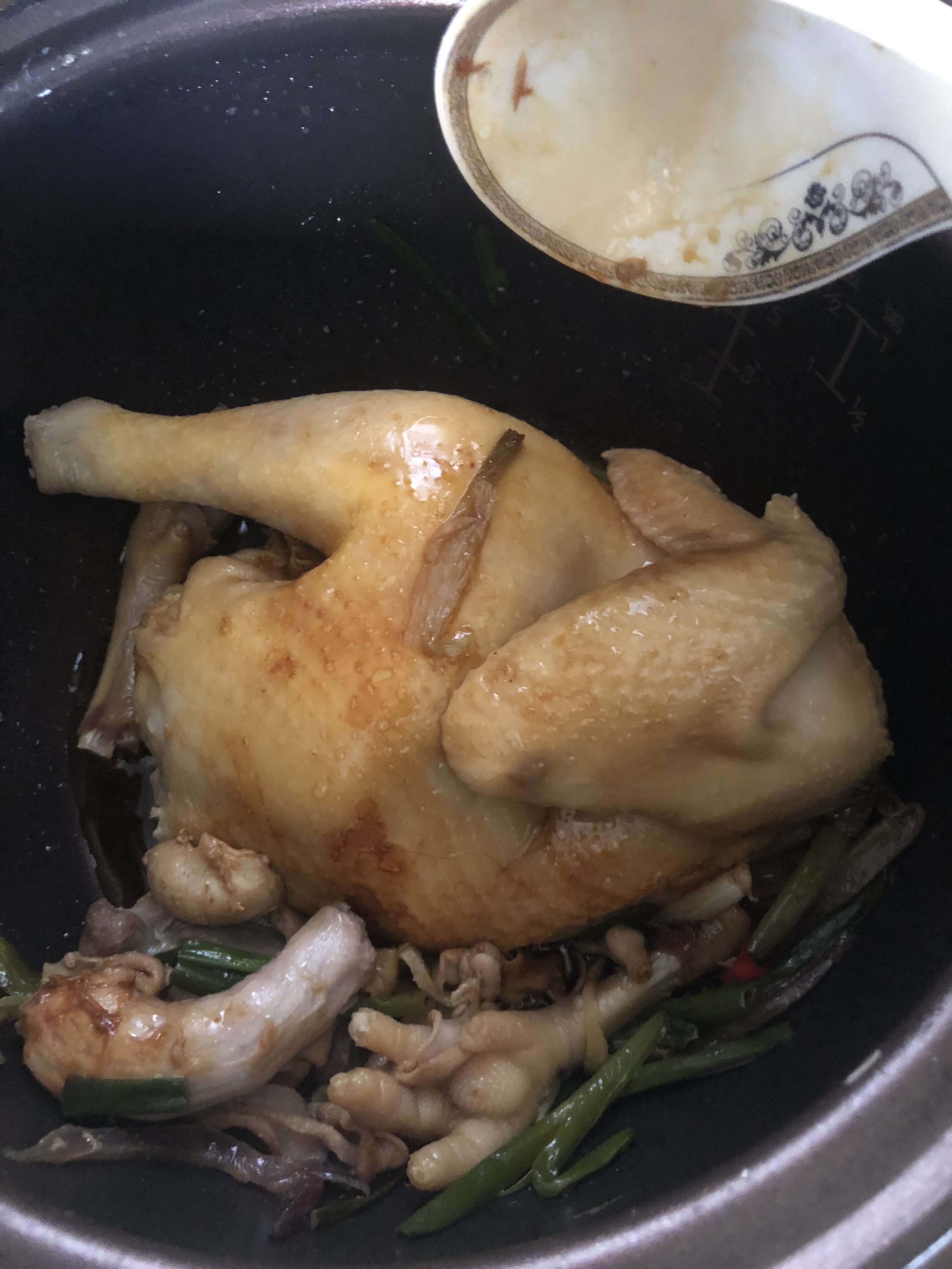 电饭锅酱油鸡的做法 步骤7