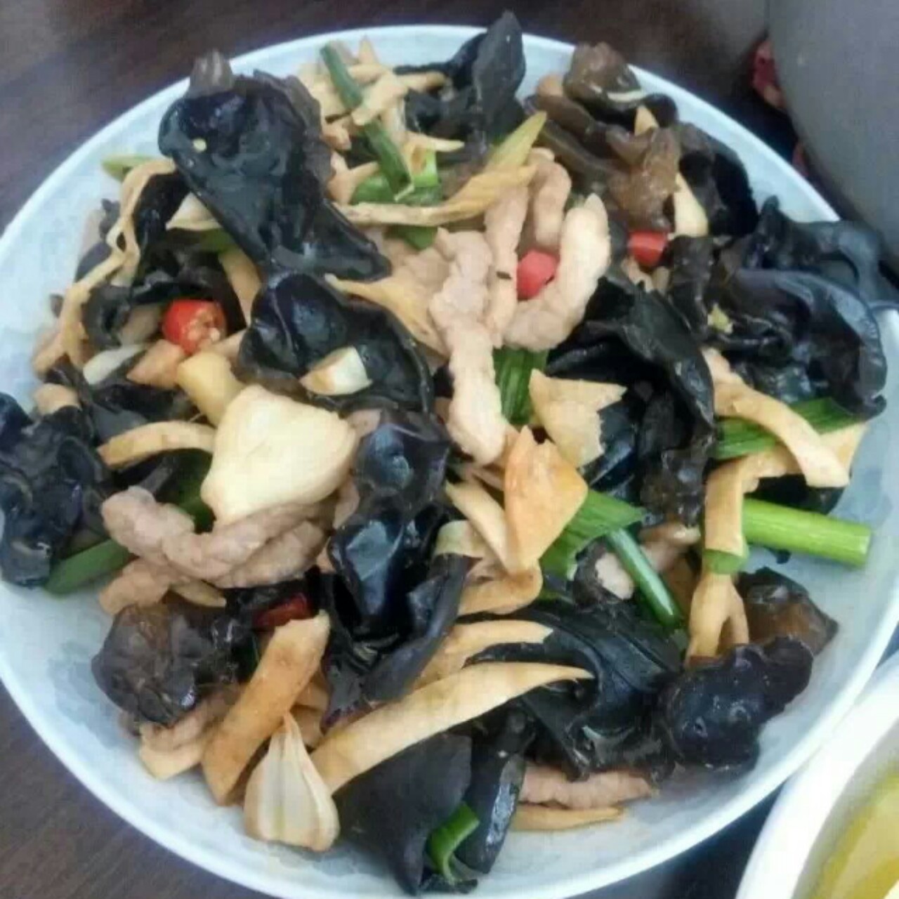 木耳炒肉