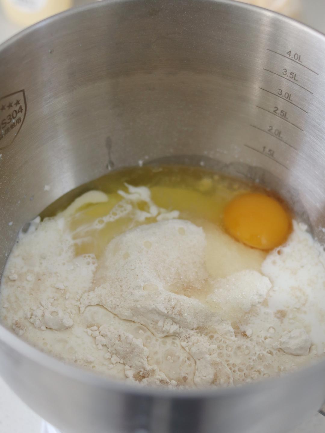 纯奶手撕吐司的做法 步骤1